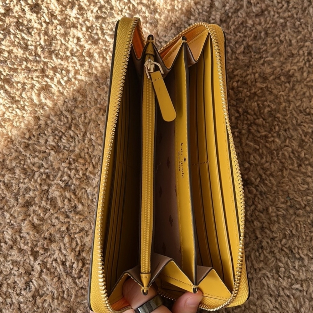 Yellow Kate Spade Large Wallet - Picture 4 of 5